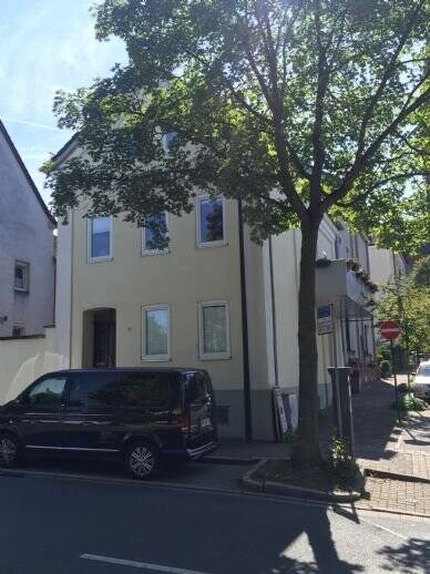 **4-Raum-Wohnung mit Einbauküche und Balkon im Neheimer Zentrum**, 59755 Arnsberg