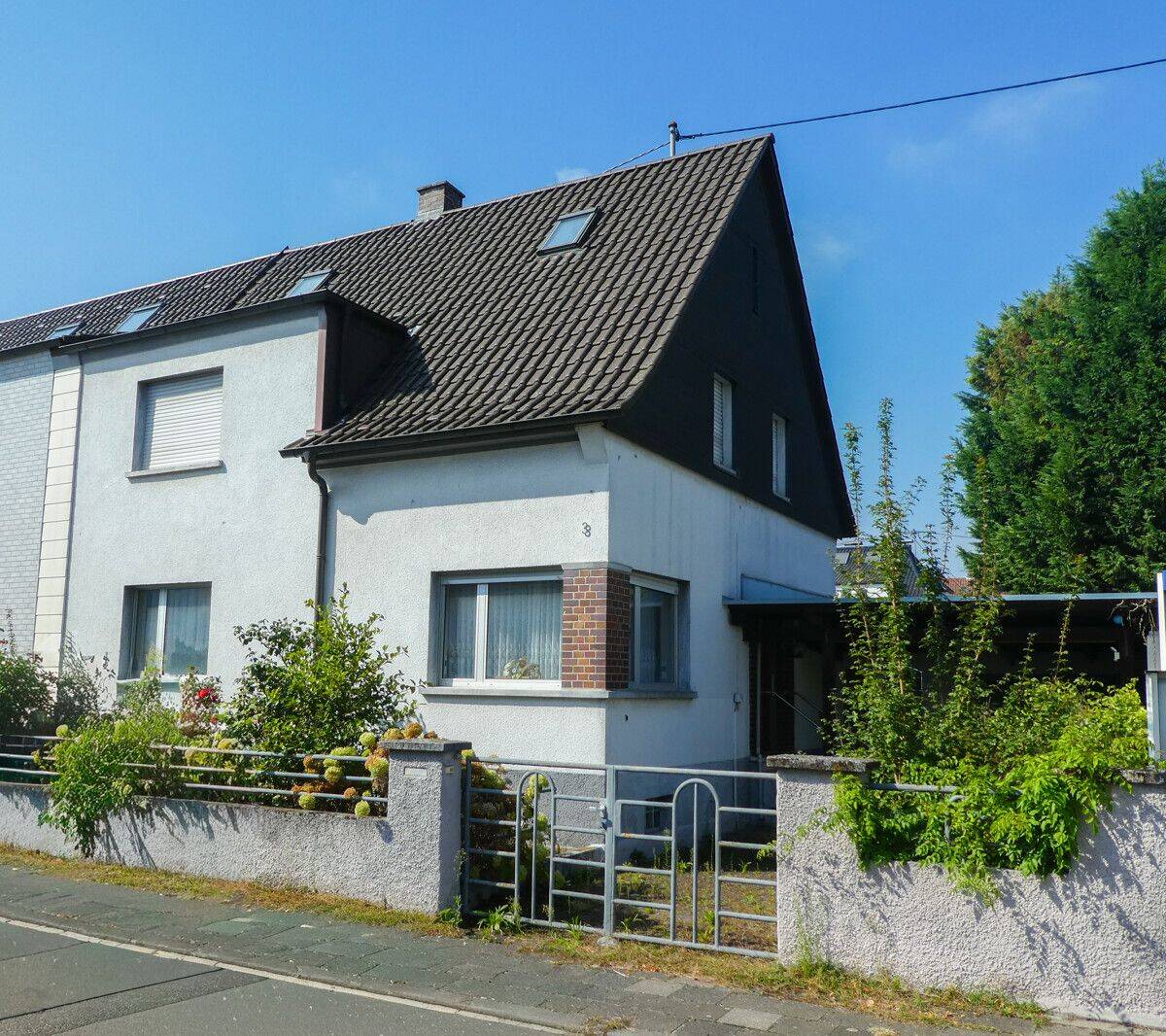 EFH mit großem Garten & Garage – Potenzial zum 2-FH, 67067 Ludwigshafen am Rhein (Gartenstadt Maudach Rheingönheim)