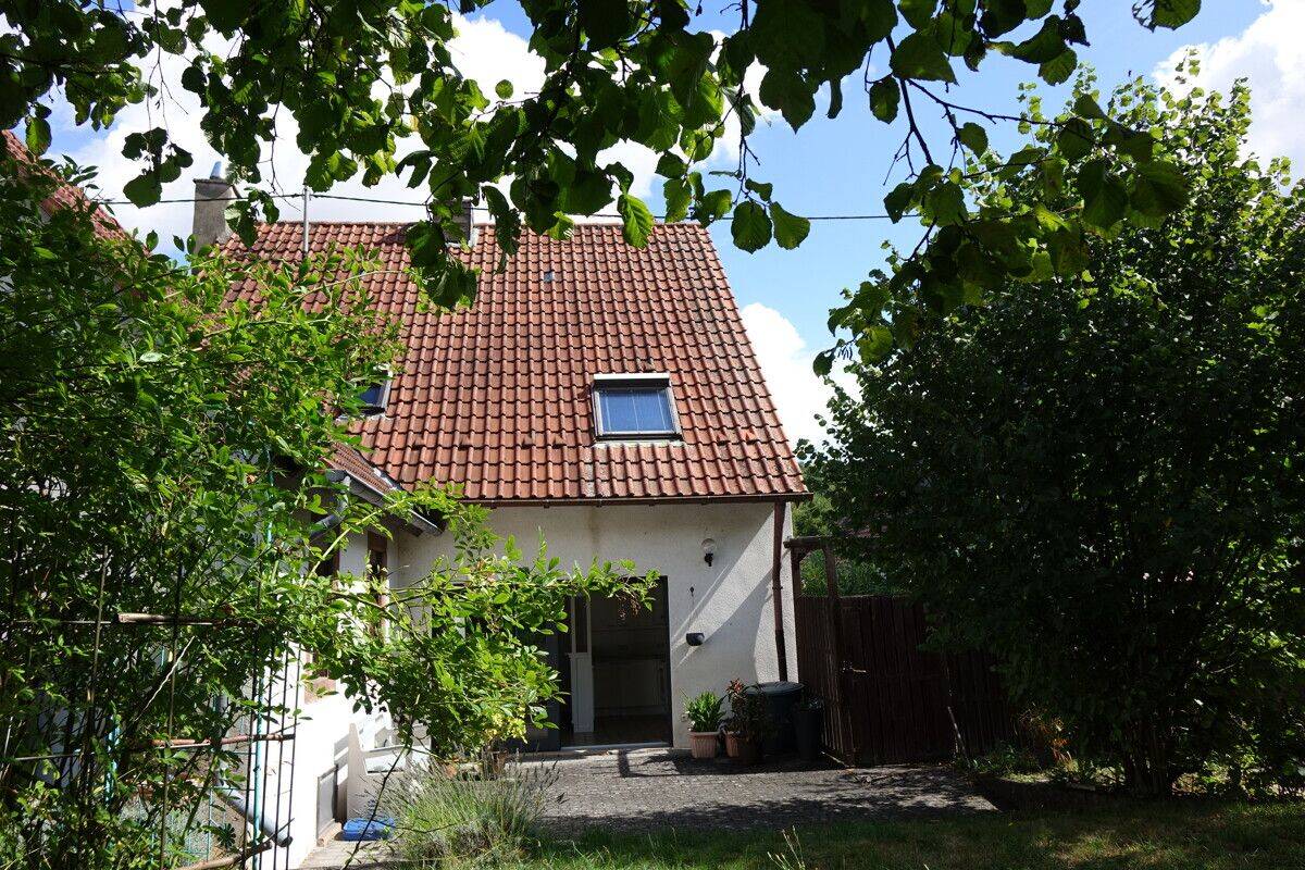 St.Wendel-Bubach -Kleines Haus auf kleinem Grund, 66606 St. Wendel (Sankt Wendel)