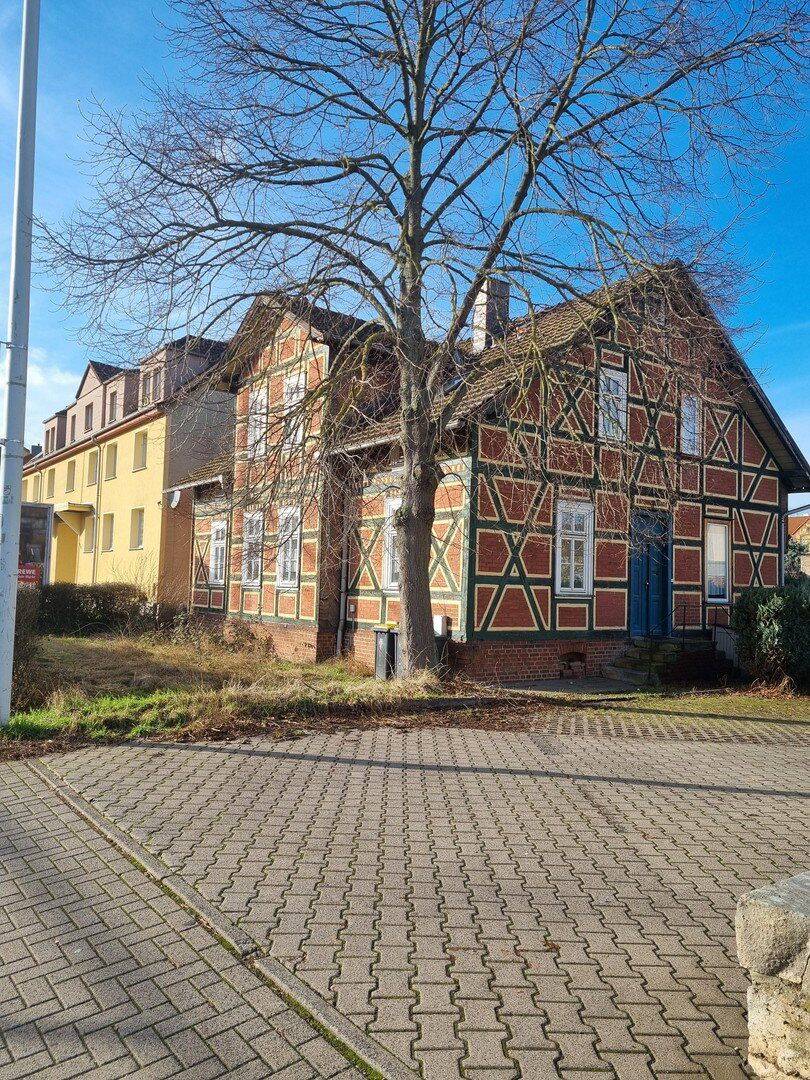 Historisches Fachwerkhaus in Eisenach: 218m², großer Garten, sofort frei & top gefördert!, 99817 Eisenach