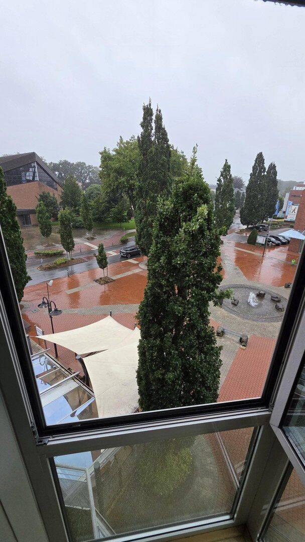 Helle 3-Zimmer-Dachgeschosswohnung mit tollem Ausblick, Aufzug, zentral in Spelle, 48480 Spelle