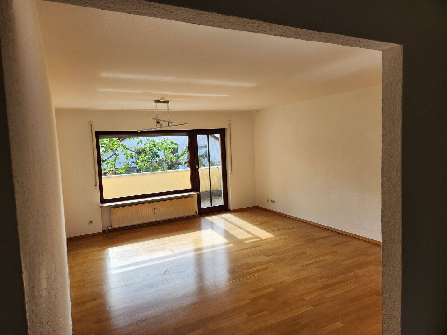 helle 3 Zimmer Obergeschosswohnung in zentraler Lage, 71672 Marbach am Neckar