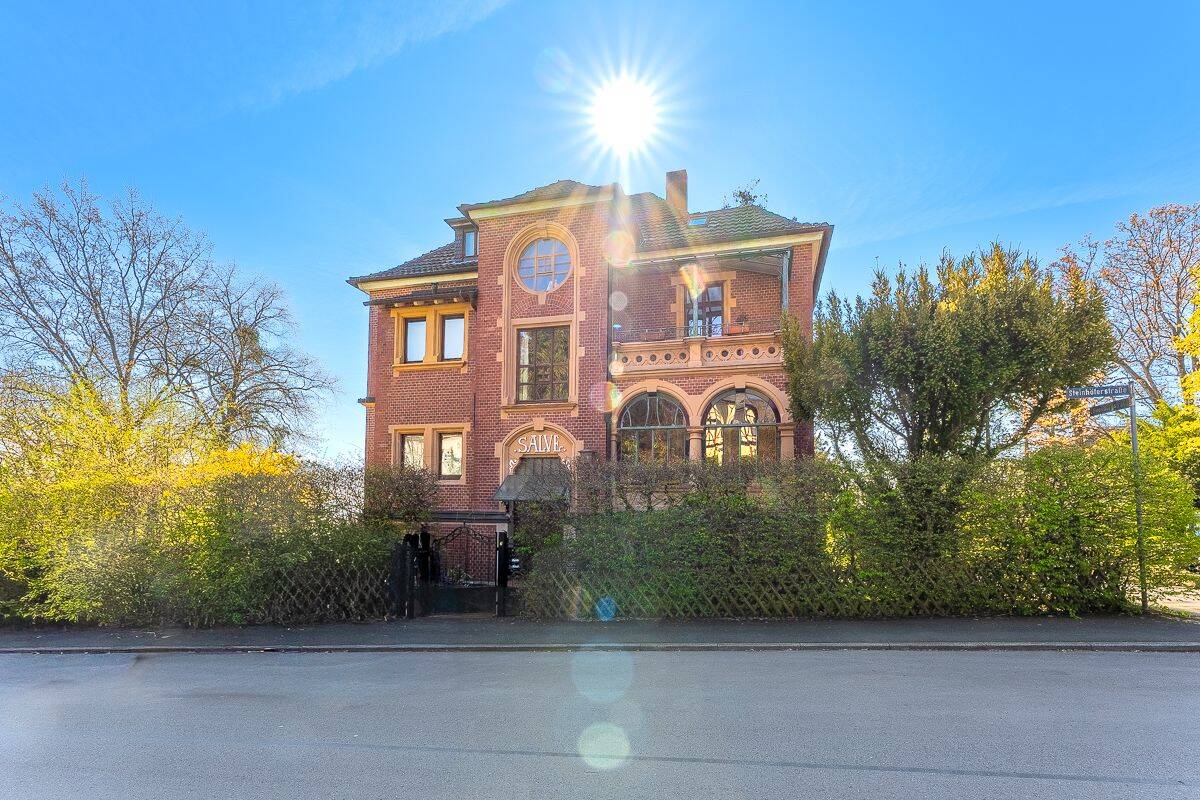 Haus im Haus – Hochwertige ETW über 2 Etagen in Gründerzeitvilla, 34131 Kassel (Bad Wilhelmshöhe Brasselsberg Kirchditmold)