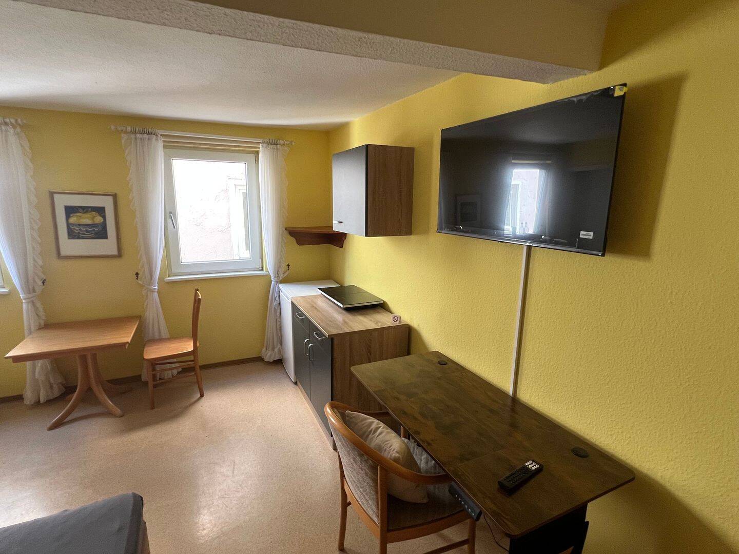 1 Zimmer Apartment *voll möbliert* im Zentrum von Weikersheim, 97990 Weikersheim