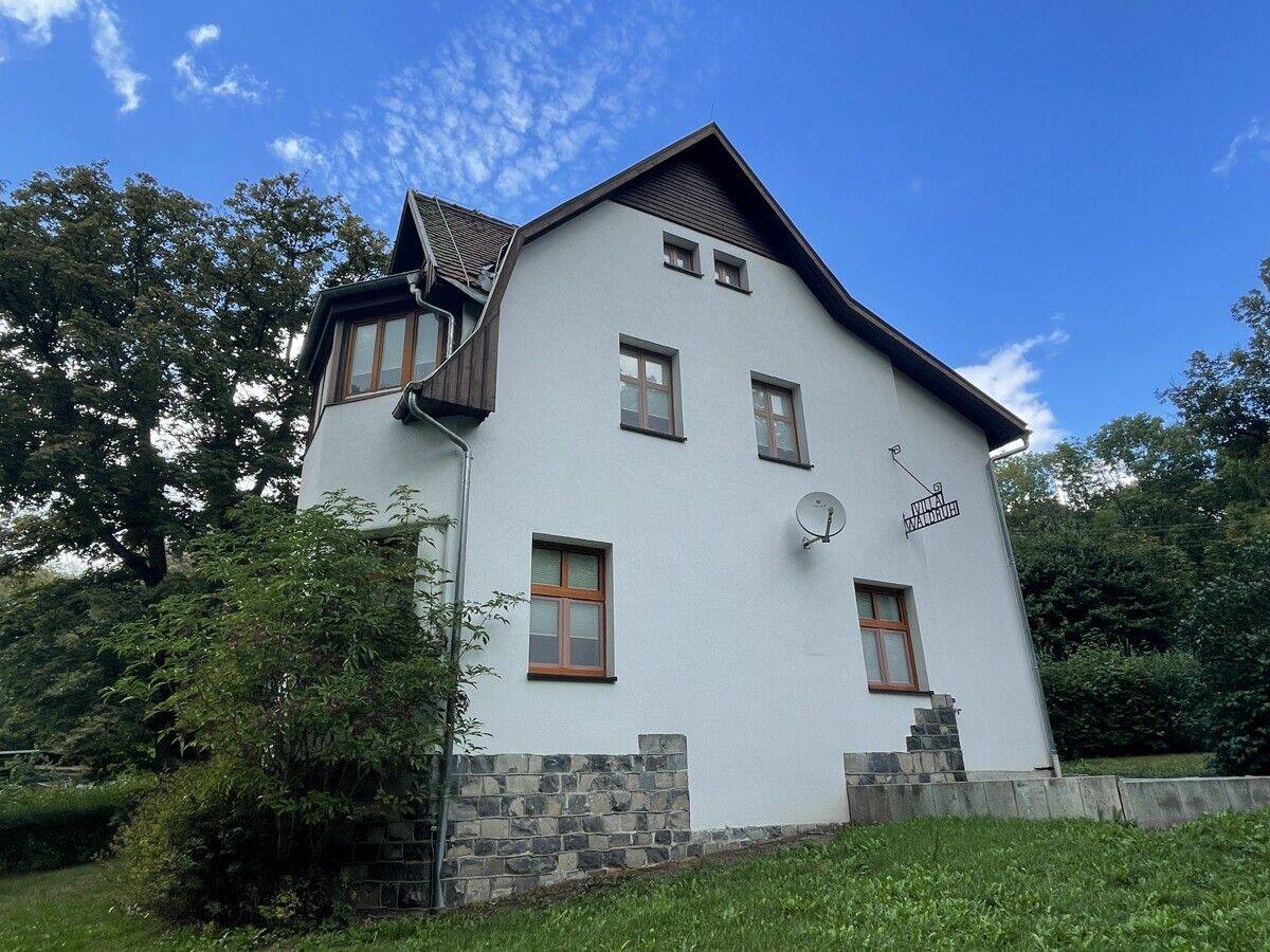 Idylische Villa „Waldruh“ sucht neue Mieter!, 98630 Römhild