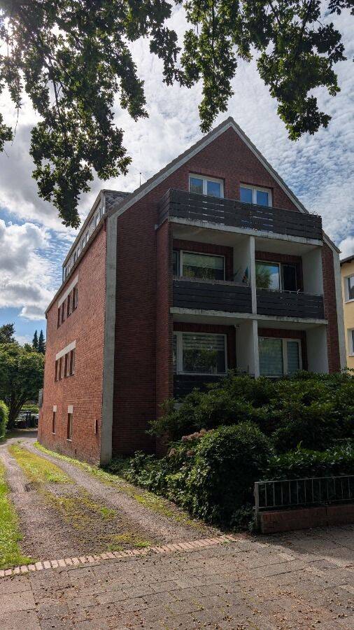 1-Zimmer-Wohnung mit großem Balkon und eigener Garage in Bremen-Schwachhausen, 28211 Bremen (Gete Radio Bremen Schwachhausen)