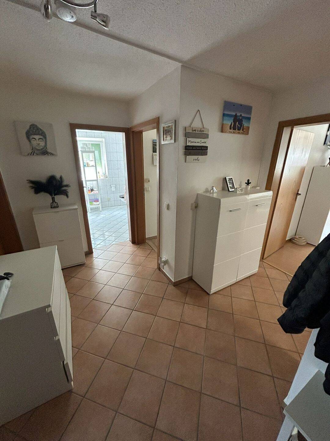 tolle 3 Zimmer Erdgeschoss Wohnung mit Garten, 94486 Osterhofen