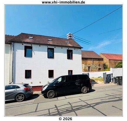 In 2019 kernsaniertes Haus mit mini Garten Terrasse freut sich auf SIE !!!, 65207 Wiesbaden