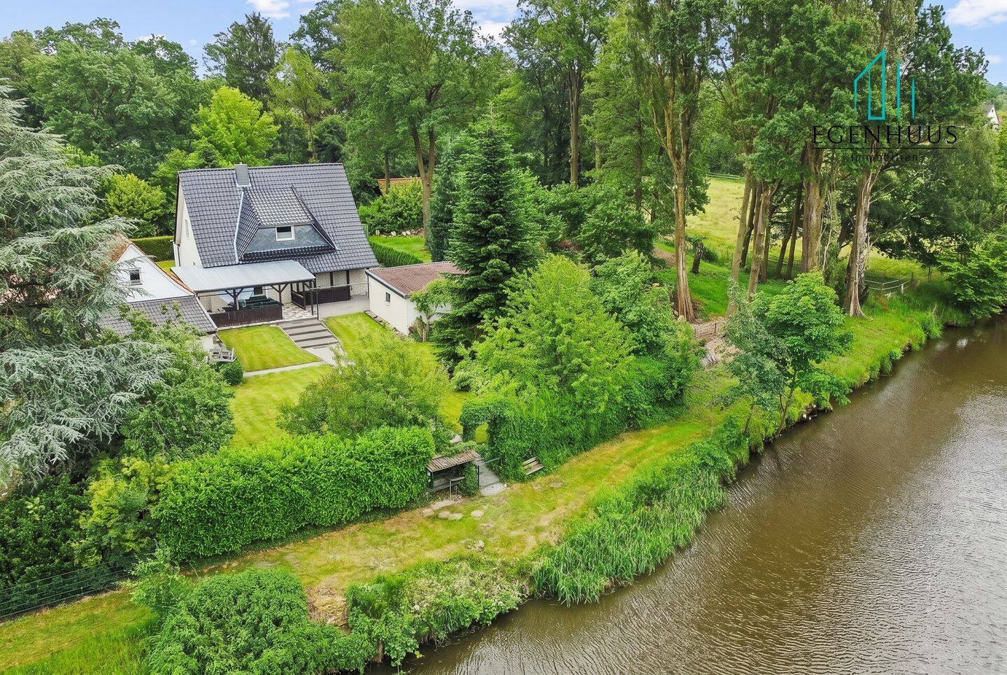 Saniertes Einfamilienhaus auf Traumgrundstück mit direktem Zugang zur Hunte, 49406 Barnstorf