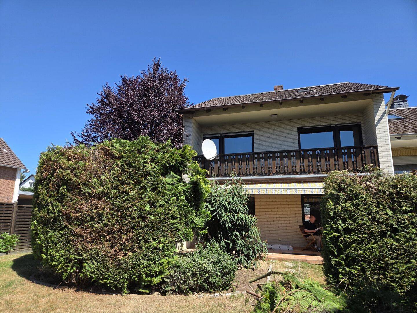 Reihenendhaus mit schönem Garten in Löhne-Gohfeld, 32584 Löhne