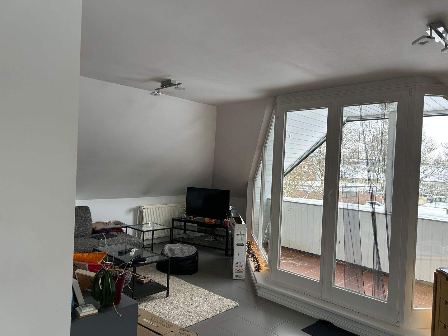 Gemütliche Single-Wohnung direkt unterm Dach mit Balkon in Bad Bramstedt, 24576 Bad Bramstedt