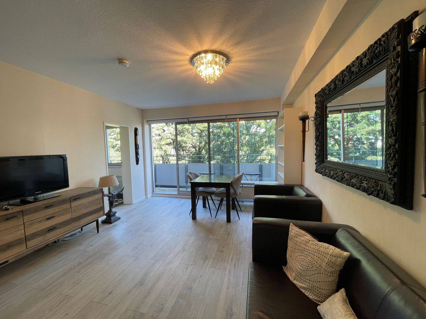 Lichtdurchflutetes , möbiliertes Appartment in Toplage -uni -nah &bestens angebunden