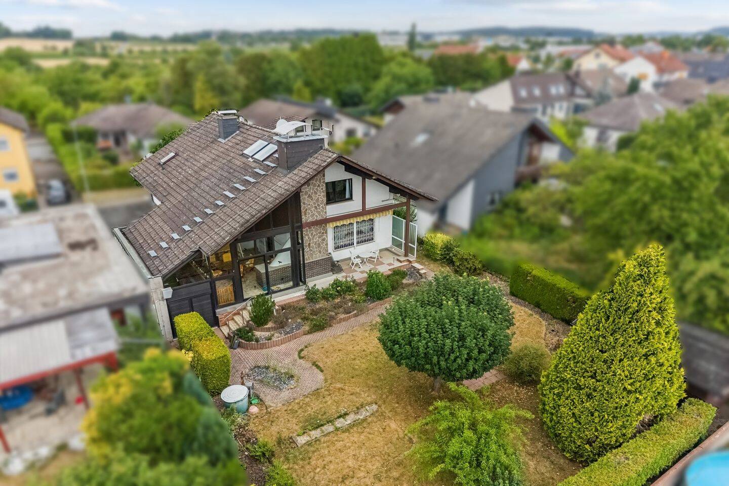 1- bis 2-Familienhaus: Wohnen in beliebter Lage, 63546 Hammersbach