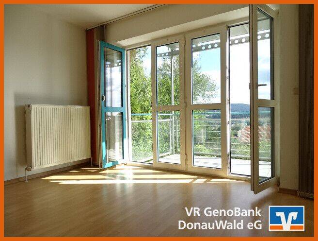 Schöne 2-Zimmer EG-Wohnung mit Balkon und überdachten Stellplatz in Zwiesel!, 94227 Zwiesel