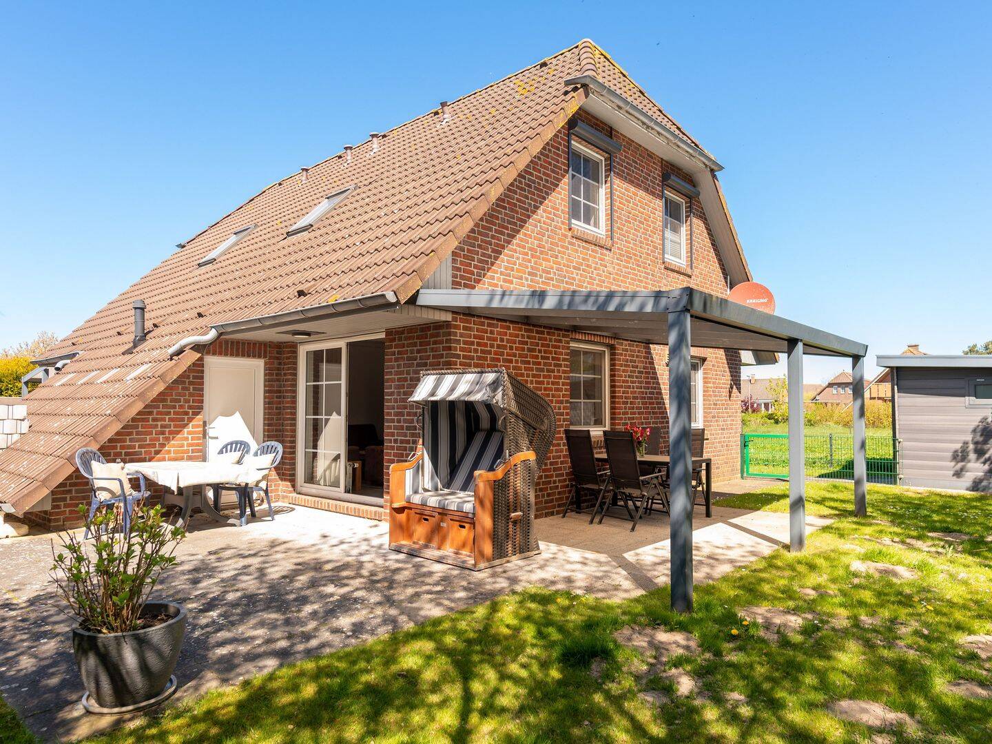 Sonniges Doppelhaus in bevorzugter Lage in Friedrichskoog-Spitze, 25718 Friedrichskoog