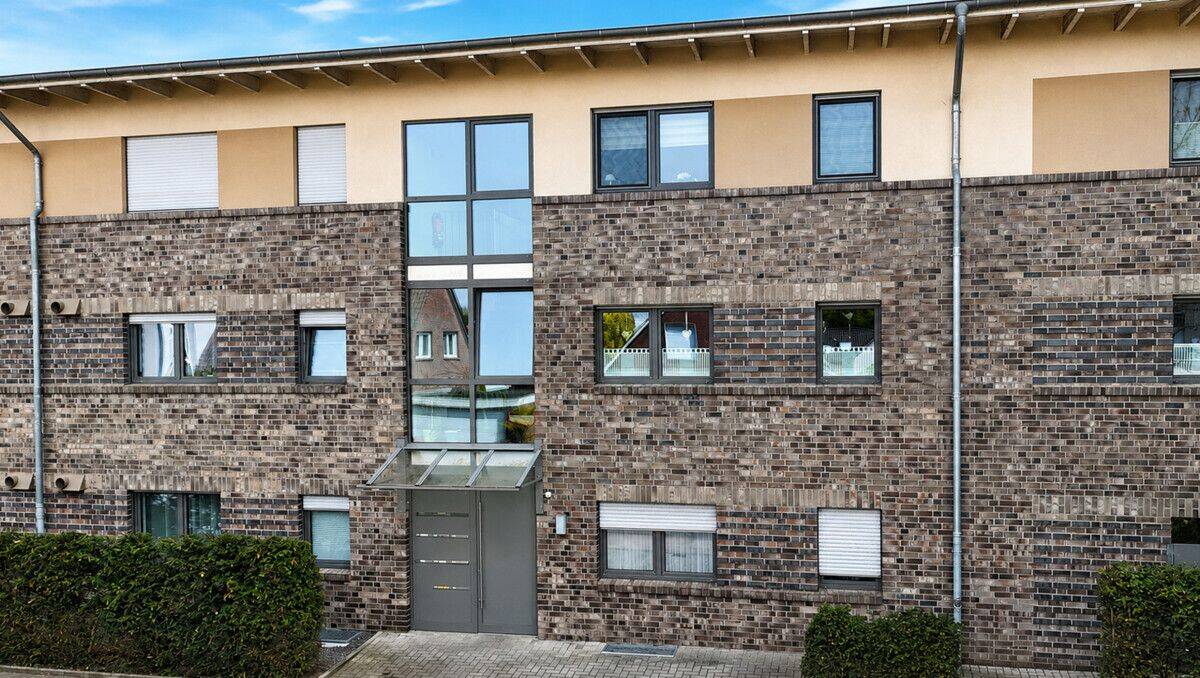 Vermietung: Modernes Wohnen mit besonderem Flair, 3-Zimmer Wohnung mit Dachterrasse in Rheine, 48429 Rheine