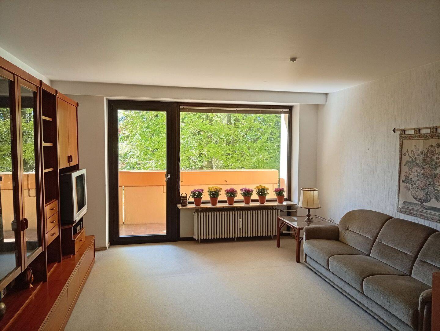 Provisionsfreie helle 4-Zimmer-Wohnung mit Südbalkon & TG-Stellplatz in Augsburg-Inningen, 86199 Augsburg (Bergheim Göggingen Haunstetten Inningen)