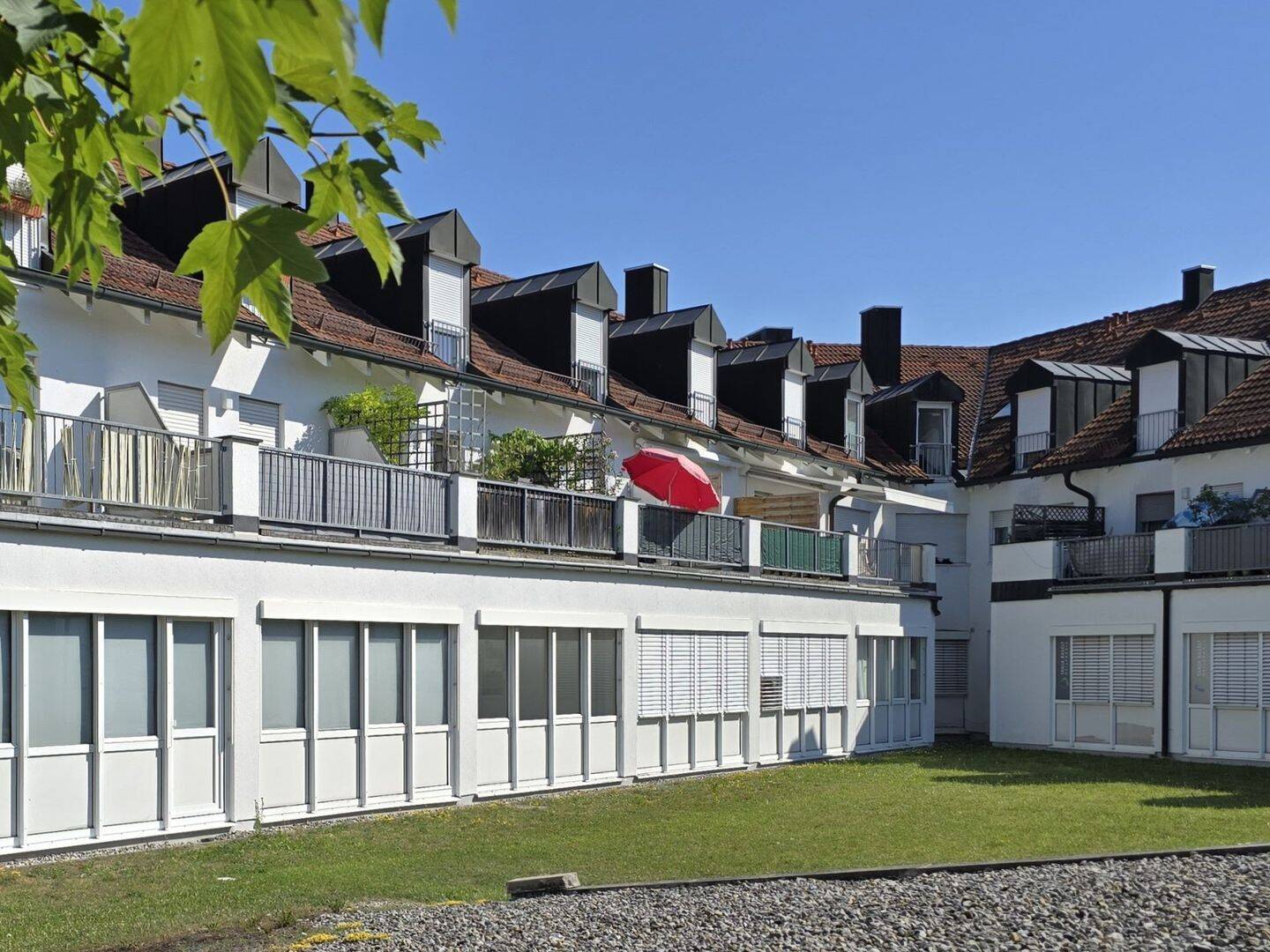 Großzügiges Appartement mit Wohnküche und Balkon! 1-2 Zi.-Whg. in TOP-Lage – 82205 Gilching, 82205 Gilching