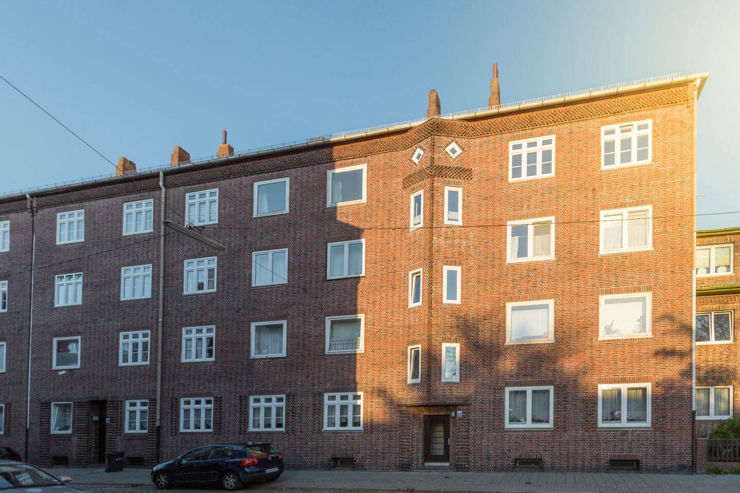 Mit Balkon! 3-Zimmer-Wohnung mit Badewanne in Bremerhaven, 27568 Bremerhaven (Lehe Mitte Überseehafen)