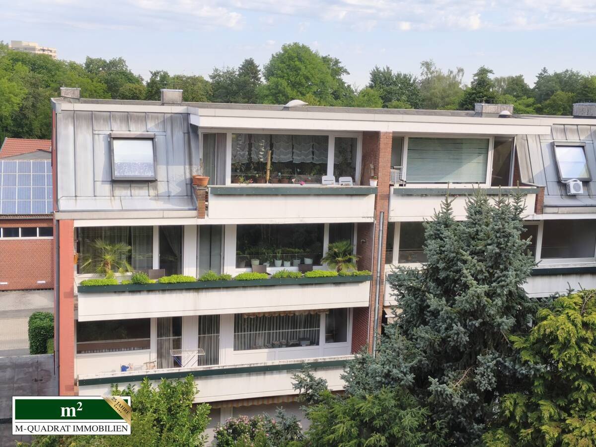 68 Stufen bis zur Ihrem neuen Wohnglück – Eine 3-Zimmer-Wohnung mit Balkon und Garage wartet auf Sie, 40885 Ratingen