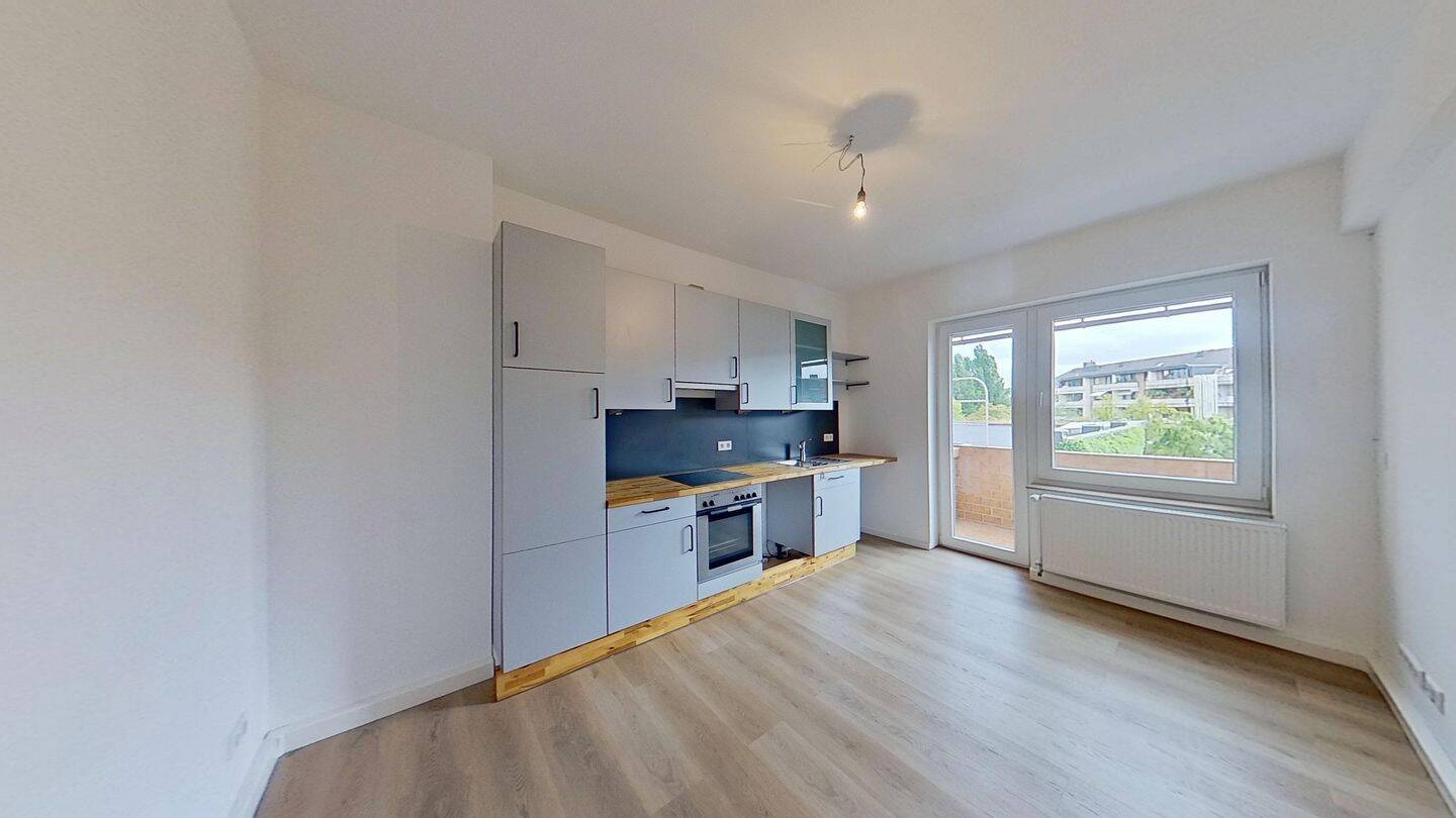 Urbanes Zuhause in Oberbilk: 2023 modernisiert – mit großer Wohnküche und Balkon, 40227 Düsseldorf (Eller Oberbilk)