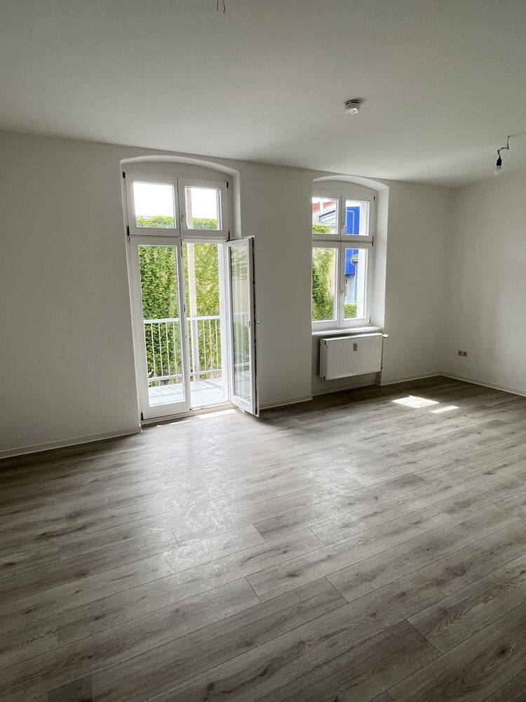 Hell. Großzügig. Zentral. – 3 Zimmer mit Balkon, 15232 Frankfurt (Oder) (Frankfurt)
