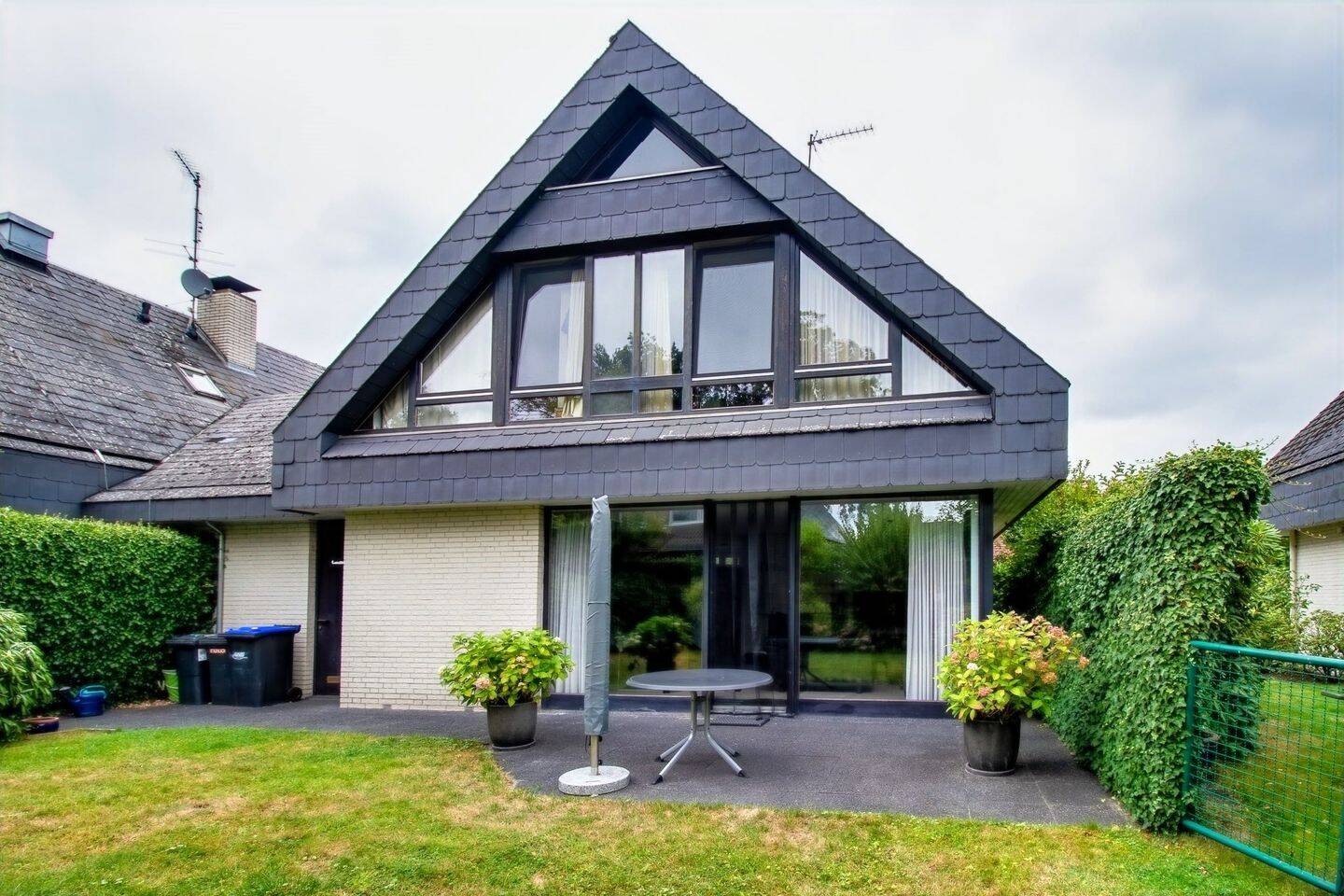 RESERVIERT! Ruhig gelegen & bestens angebunden: Schönes Einfamilienhaus in Bürgerfelde!, 26127 Oldenburg (Oldb) (Alexandersfeld Bürgerfelde Nadorst)