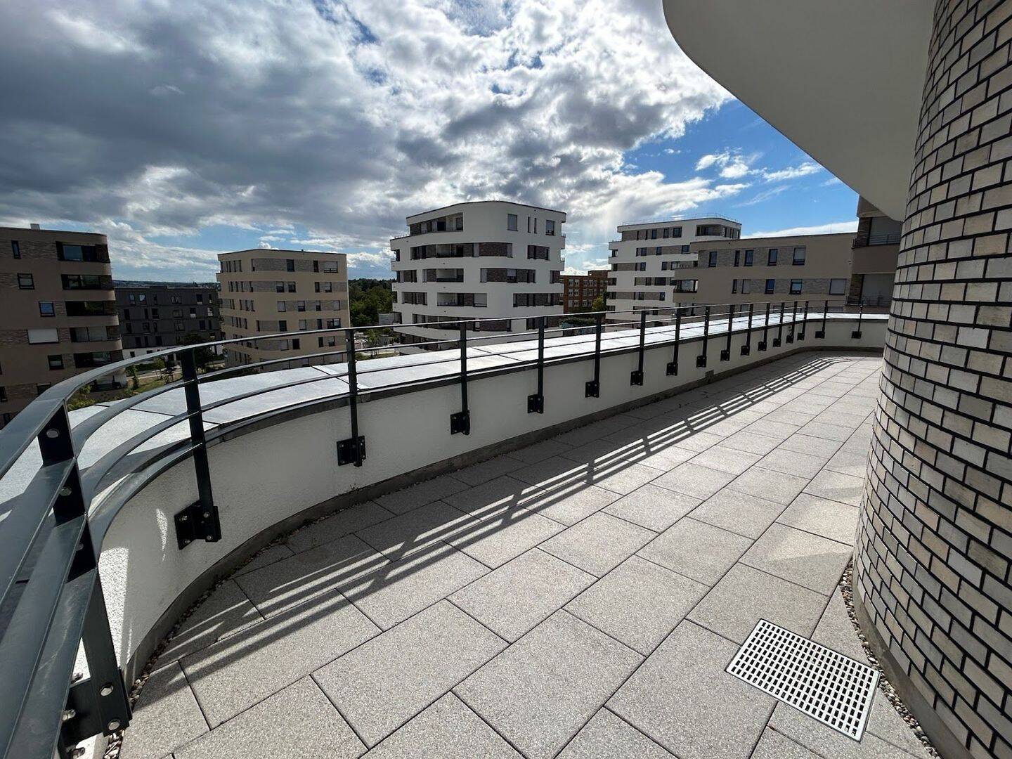 Heilbronn Hochgelegen – Moderne 3-Zimmer Penthouse Wohnung mit hochwertiger Einbauküche, 74078 Heilbronn (Biberach Frankenbach Heilbronn Kirchhausen Neckargartach)