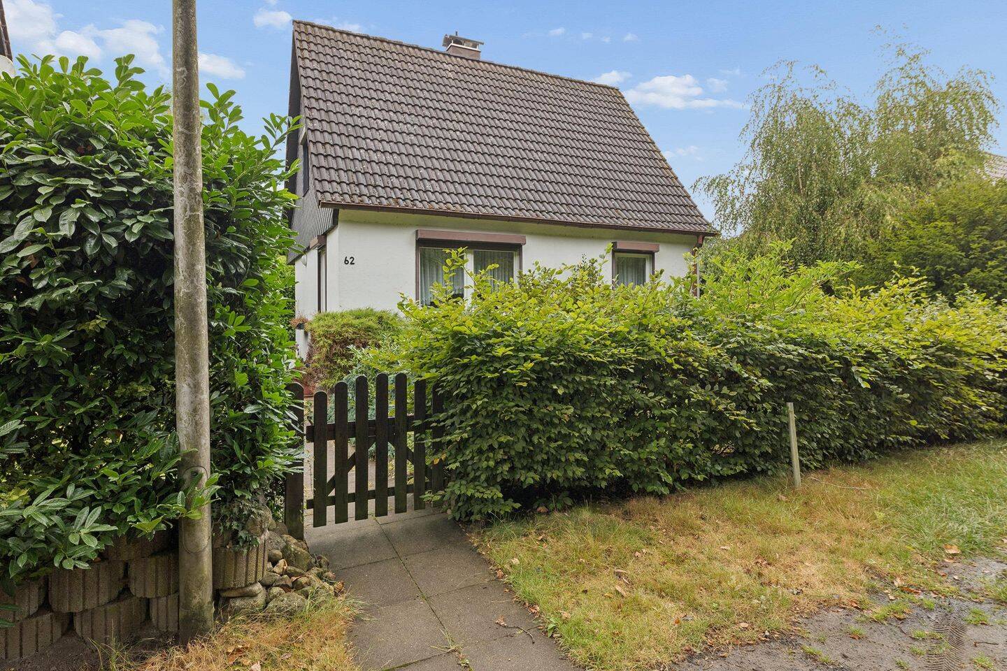 Charmantes Haus mit Potenzial & großem Grundstück in bester Lage von Pinneberg -Waldenau., 25421 Pinneberg