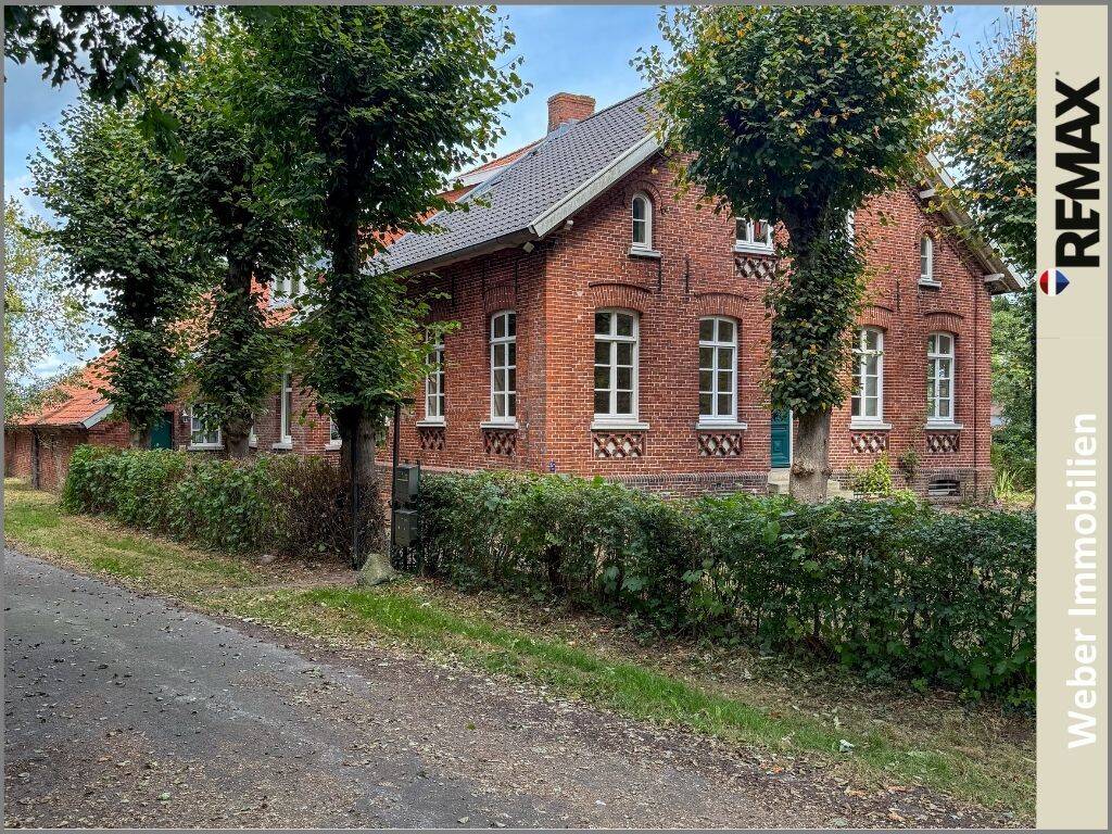 Dachgeschosswohnung mit großer Scheune & Weidefläche!, 26810 Westoverledingen