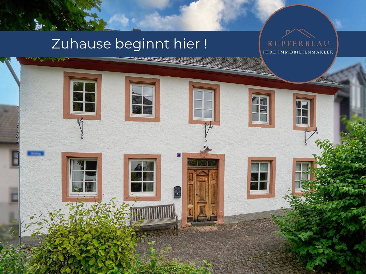 Historischer Charme trifft modernen Wohnkomfort – Aufwendig saniertes Einfamilienhaus mit Burgblick, 54578 Kerpen (Eifel)