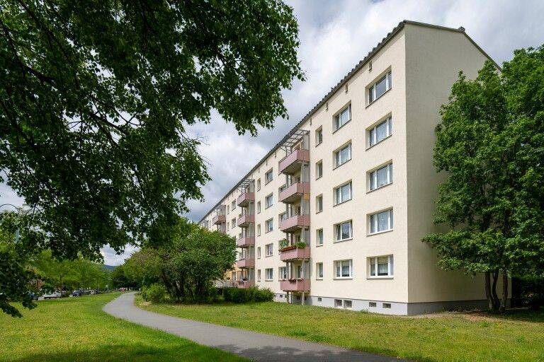 3-Raum-Wohnung in zentraler Lage in Gorndorf, 7318 Saalfeld/Saale