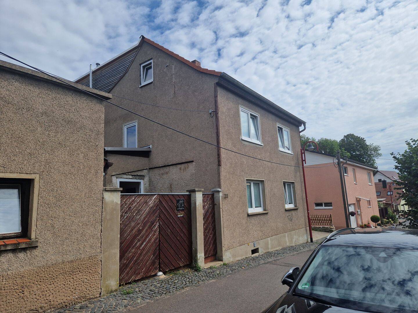 ++ Saniertes Einfamilienhaus + in Gotha – Siebleben + mit 2 Einbauküchen + Solaranlage + Partyhaus + und Gartengrundstück ++, 99867 Gotha