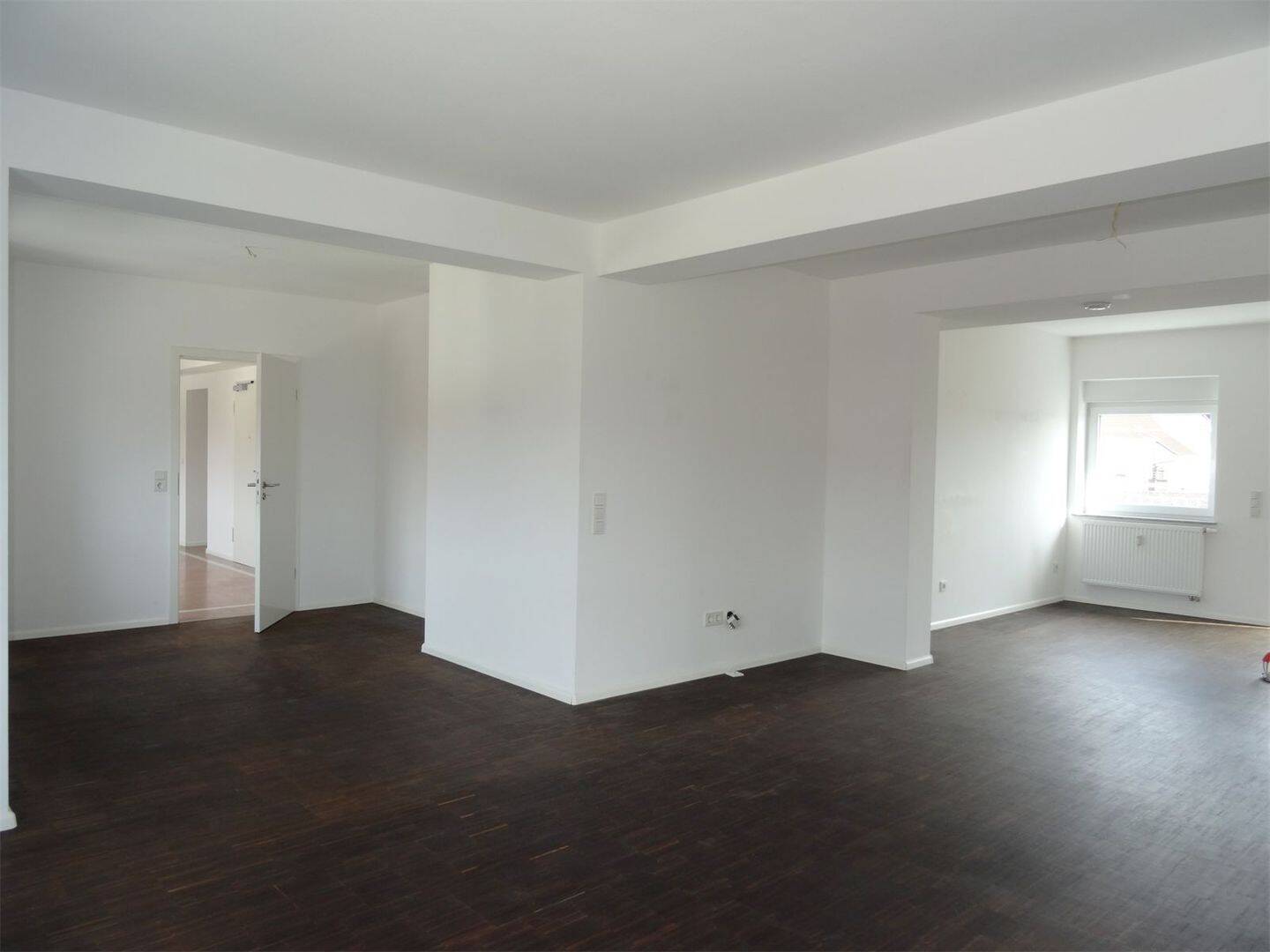 Moderne 3-ZK2B Wohnung mit Balkon neben der Fußgängerzone, 66953 Pirmasens (Innenstadt)