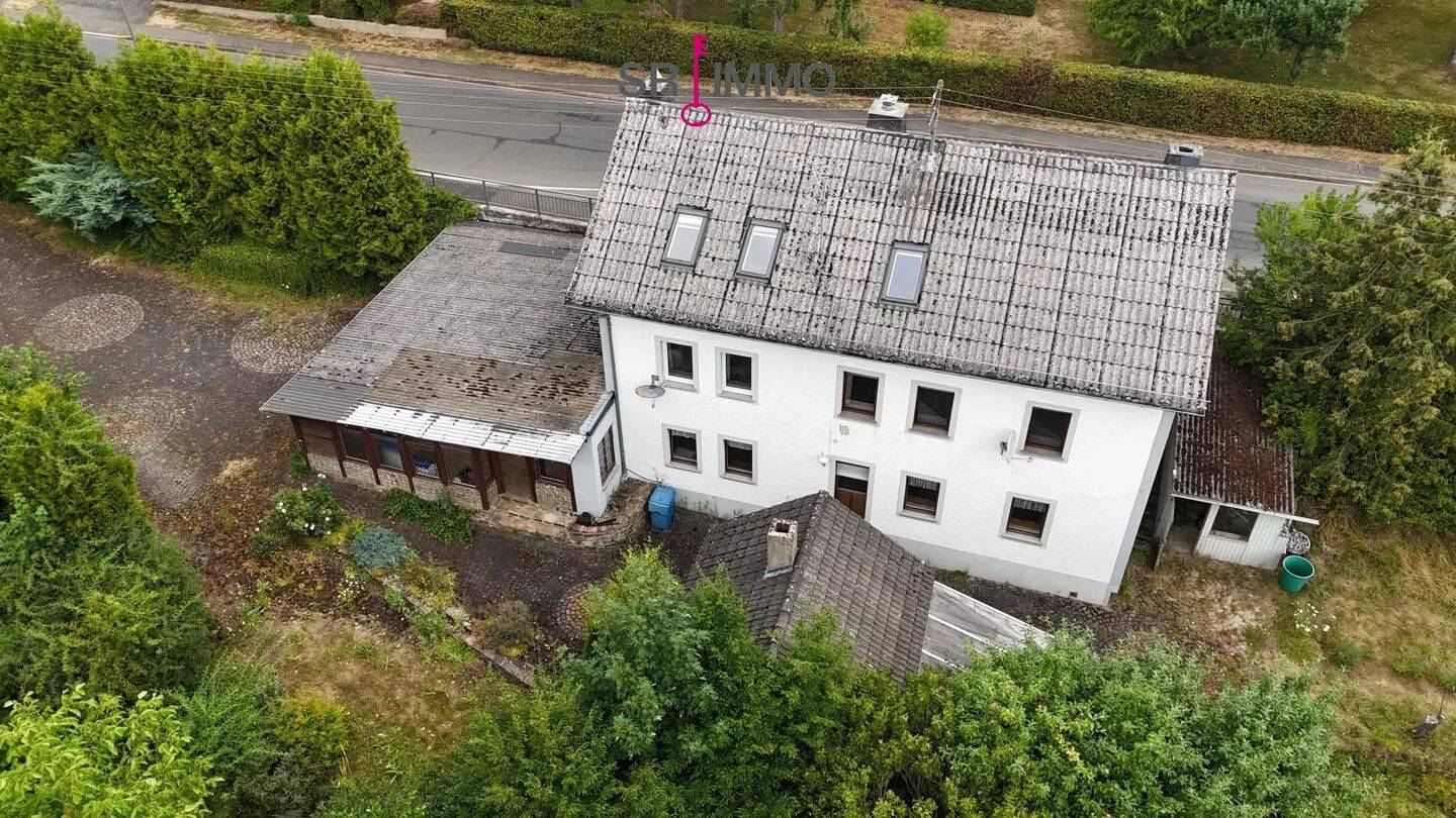 Viel Raum für neue Ideen – großzügiges Wohnhaus auf 2050 m² Grundstück in Pronsfeld, 54597 Pronsfeld