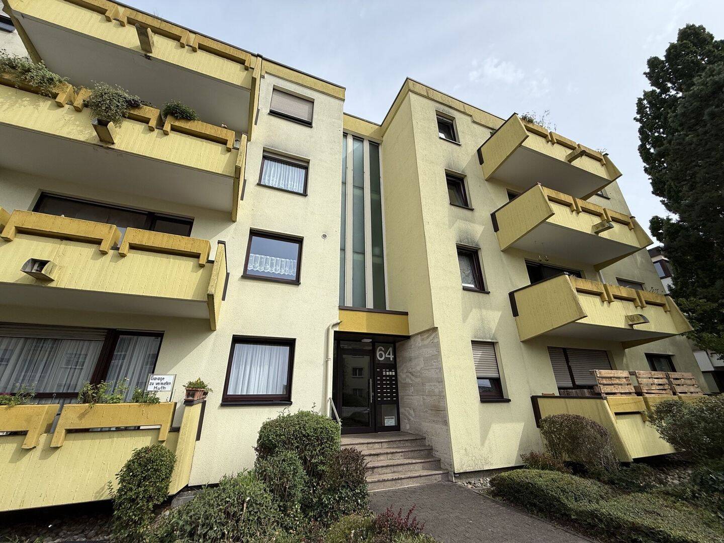 Vermietete 2-ZKB-Eigentumswohnung mit Balkon in beliebter Lage von Saarbrücken, 66123 Saarbrücken