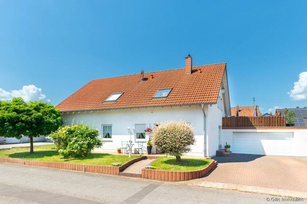 Flexibel wohnen, entspannt leben – Ein- bis Zweifamilienhaus mit barrierearmem Wohnen im Erdgeschoss und viel Platz für die Familie, 66787 Wadgassen