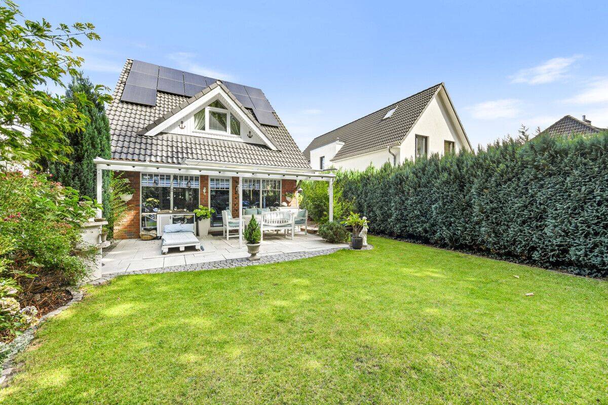 Modernes Einfamilienhaus mit maritimem Flair, 22926 Ahrensburg