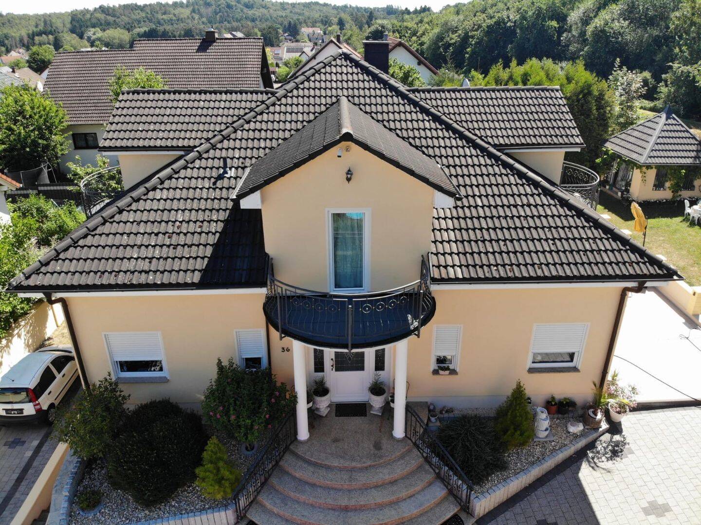 Wunderschöne Villa mit Einliegerwohnung in bester Lage von Neunkirchen-Ludwigsthal, 66539 Neunkirchen
