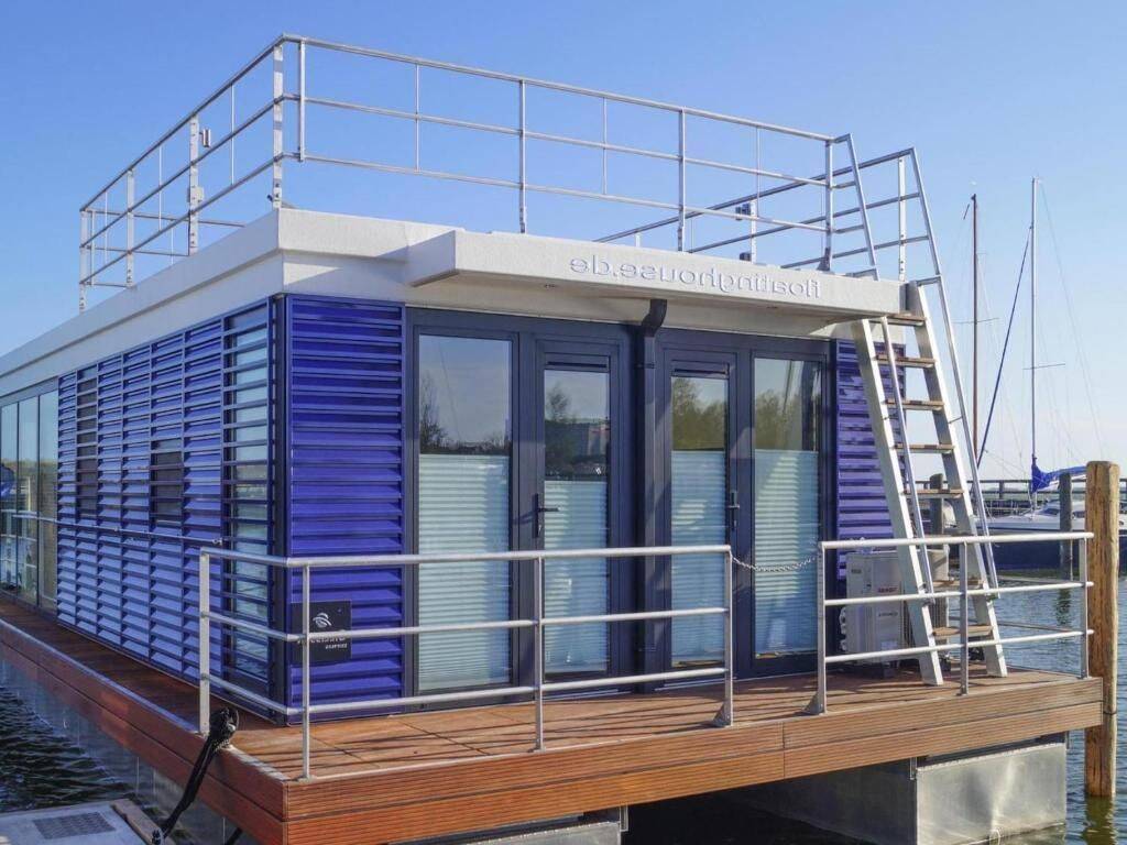 Hausboot in Ribnitz- Damgarten mit Meerblick, 18311 Ribnitz-Damgarten
