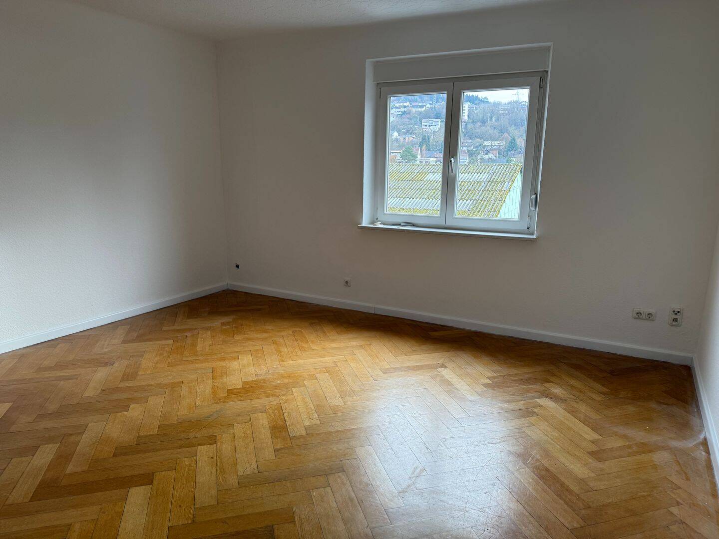 Helle, freundliche Wohnung im 1.OG in Merzig zu vermieten., 66663 Merzig