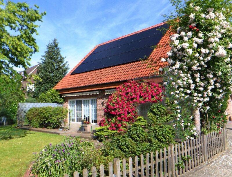 Gepflegte Doppelhaushälfte mit Garage in ruhiger Sackgassenlage von Haselünne-Bückelte, 49740 Haselünne