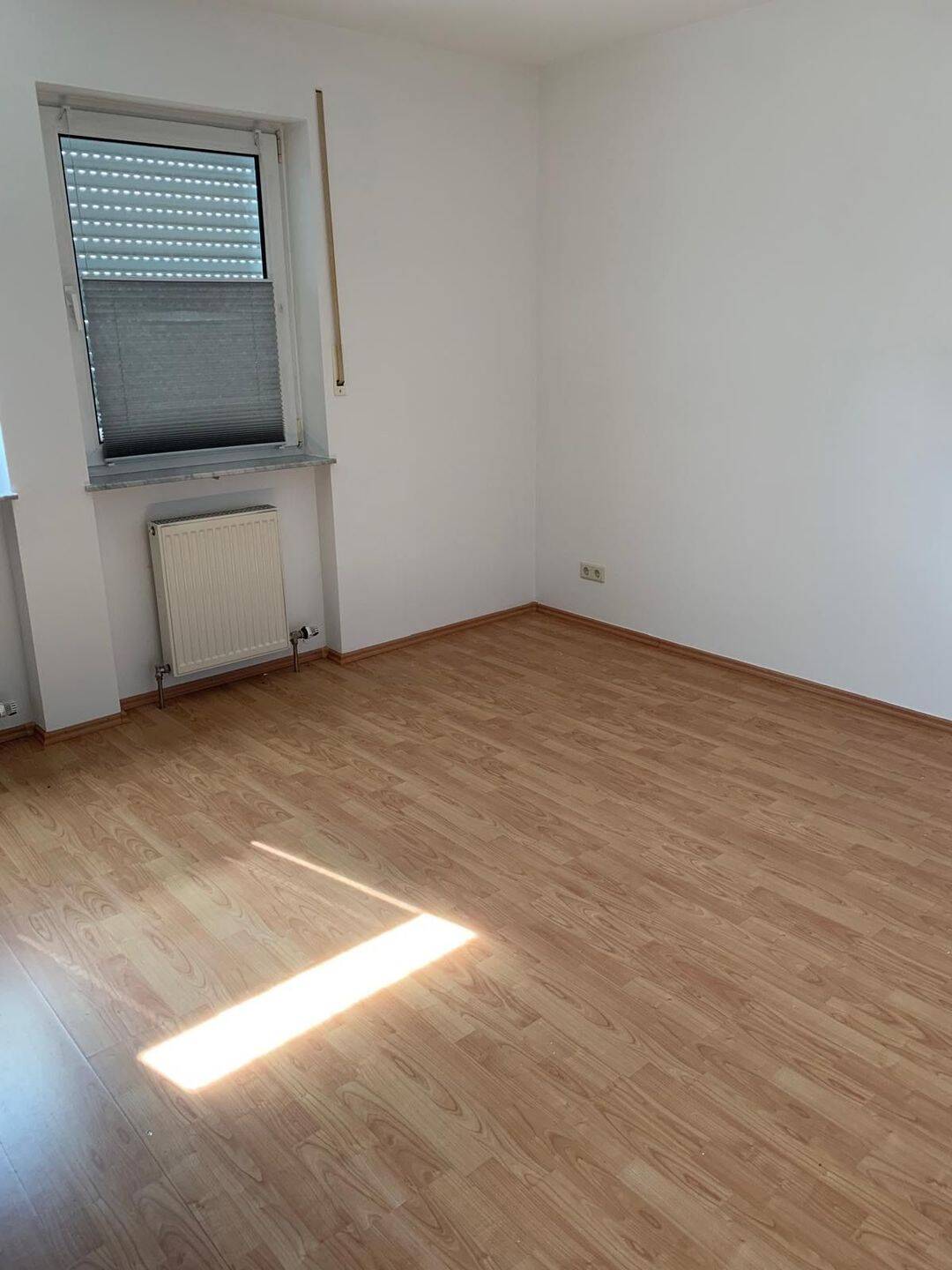 Schöne 3 Zimmerwohnung mit Einbauküche, 56727 Mayen