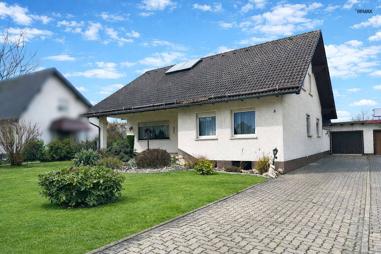 Großzügiges Einfamilienhaus mit Traumgrundstück, Garage, Terrasse und Gartenhaus!, 96465 Neustadt b. Coburg