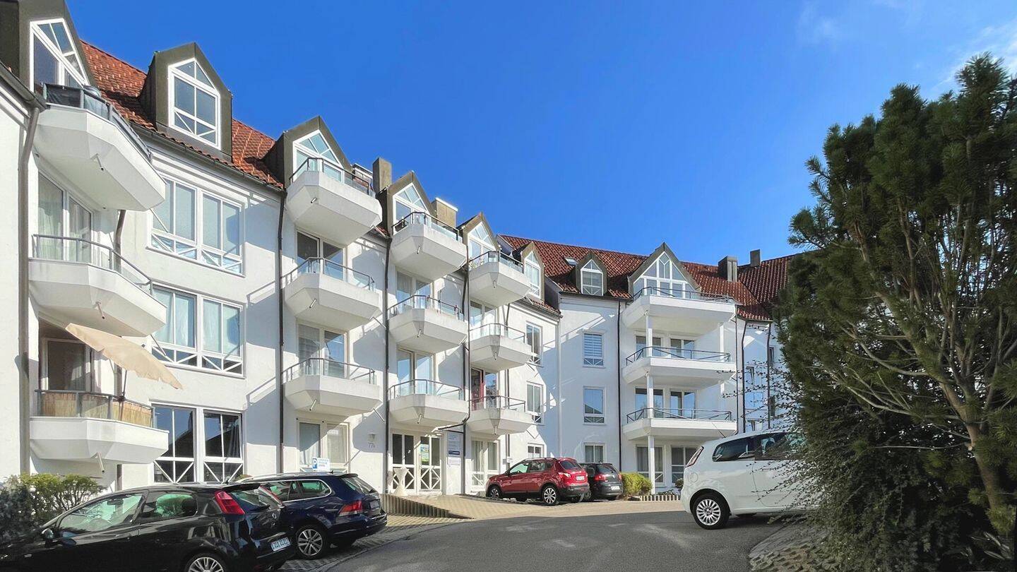 Schickes 1-Zimmer-Apartment mit Einbauküche, Balkon, Bad mit Wanne. Nähe FH und Bahnhof – vermietet, 87435 Kempten (Allgäu) (Adelharz Eich Kempten Rothkreuz Steufzgen)