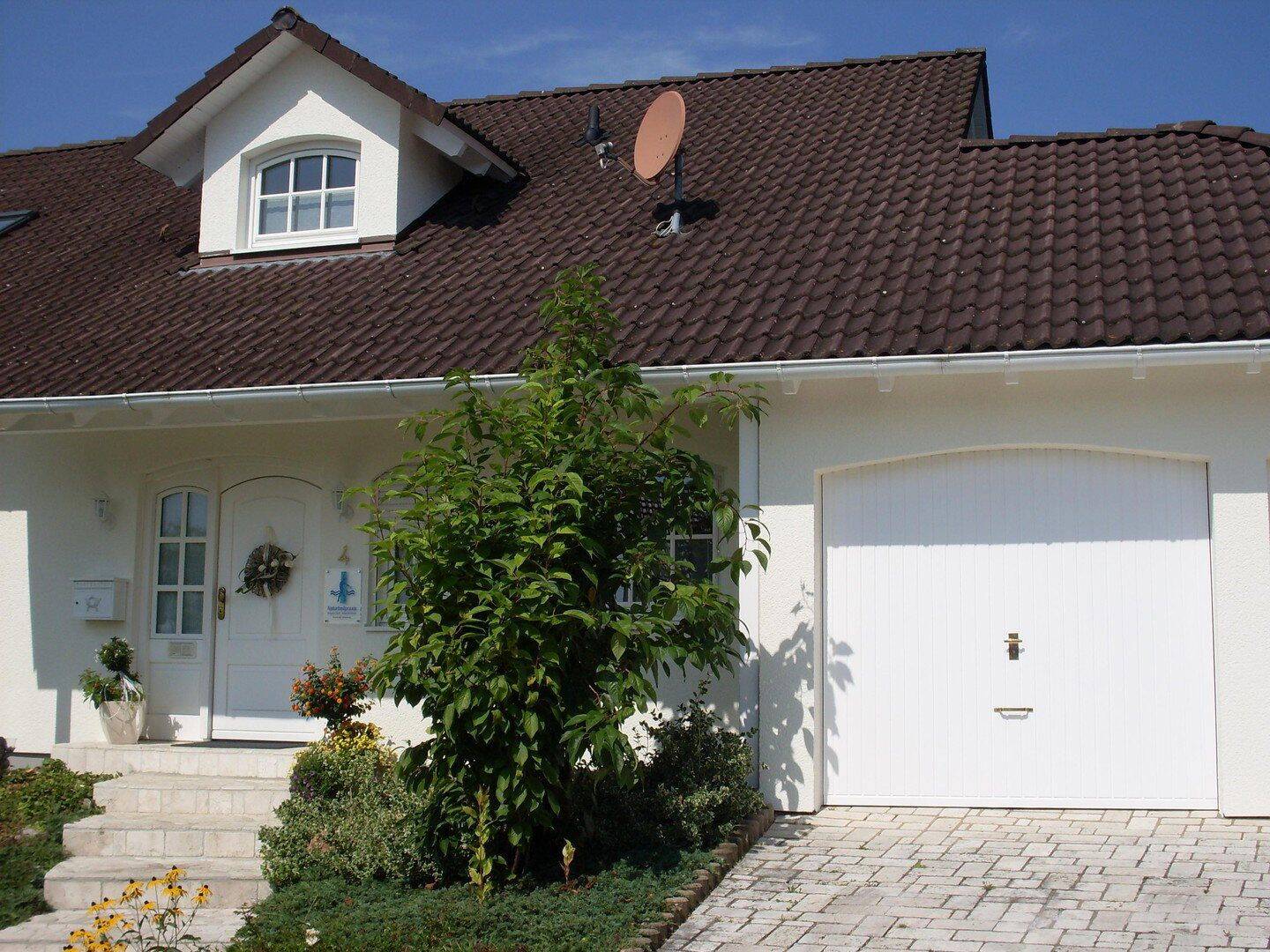 Schönes Haus im Grünen, Neckar-Odenwald-Kreis, Ravenstein; 3 km zur Autobahn, 2 km zum Golfplatz, 74747 Ravenstein