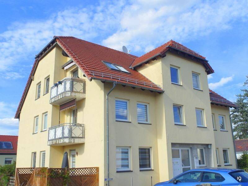 Frisch renovierte 3-Zimmer-Wohnung mit Balkon und neuem Laminatboden, 1936 Königsbrück