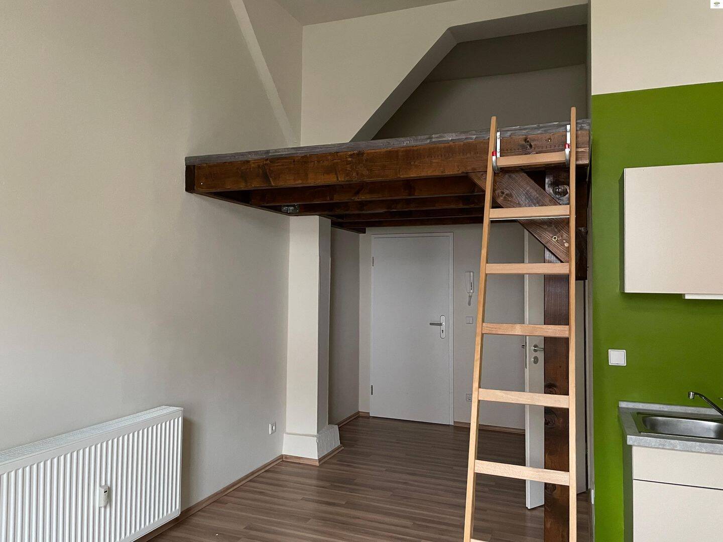 Apartment mit Hochbett im Zollhof- Dresden, 1097 Dresden (Innere Neustadt Leipziger Vorstadt Pieschen-Nord/Trachenberge Äußere Neustadt)