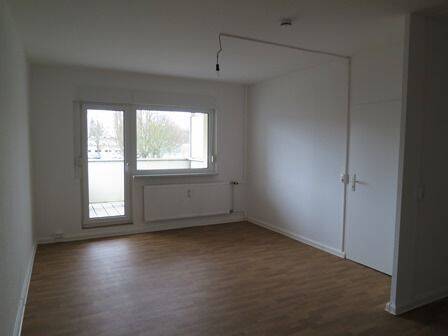 Stilvolle Vier-Zimmer-Wohnung mit Balkon – entspannt wohnen, lässig leben, 99867 Gotha