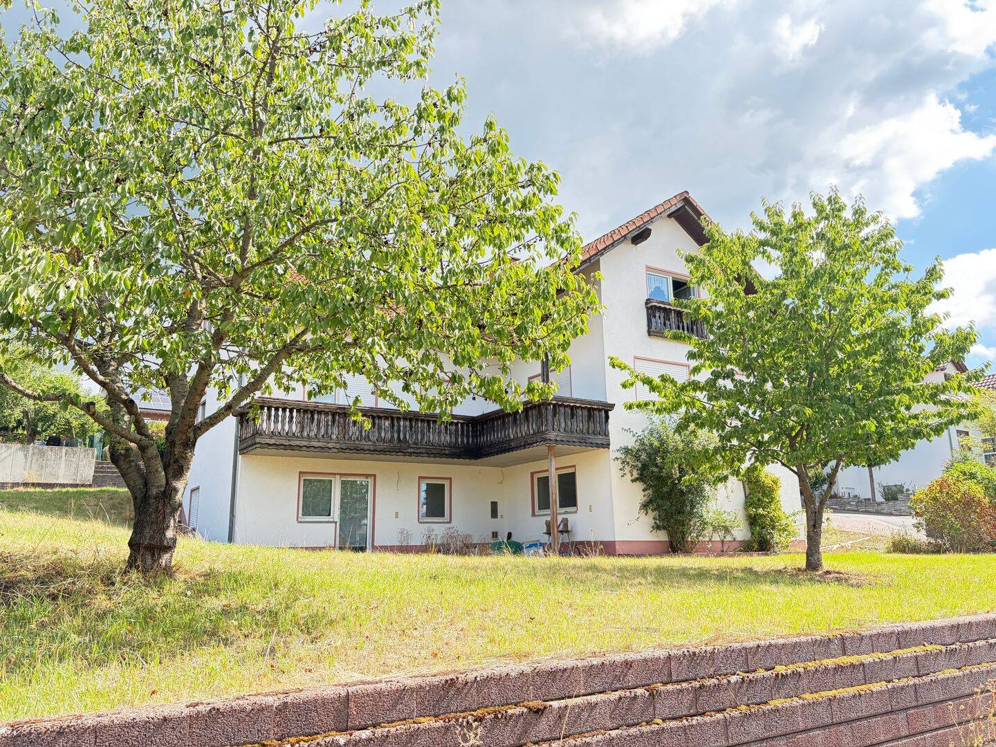 Großzügiges Einfamilienhaus  mit außergewöhnlichem Ausbaupotenzial, 35789 Weilmünster